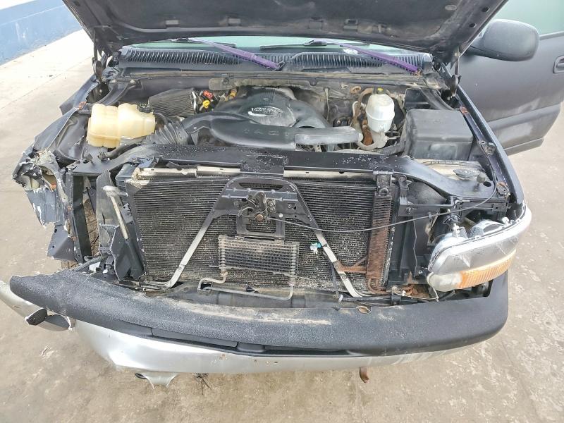 2004 Gmc Yukon Xl მანქანა იყიდება აუქციონზე, vin: 1GKFK66U64J275572, აუქციონის ნომერი: 75655895