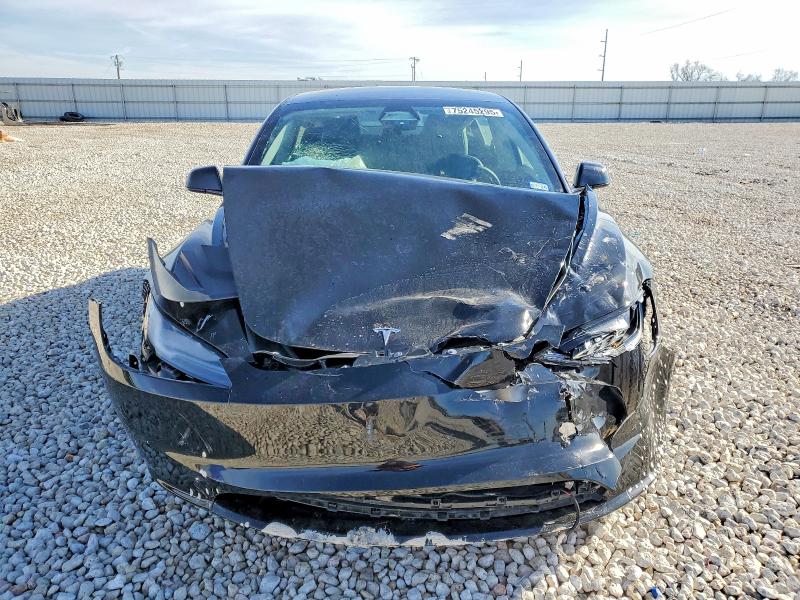 Продаж на аукціоні авто 2025 Tesla Model 3, vin: 5YJ3E1EA6SF039752, номер лоту: 75245295