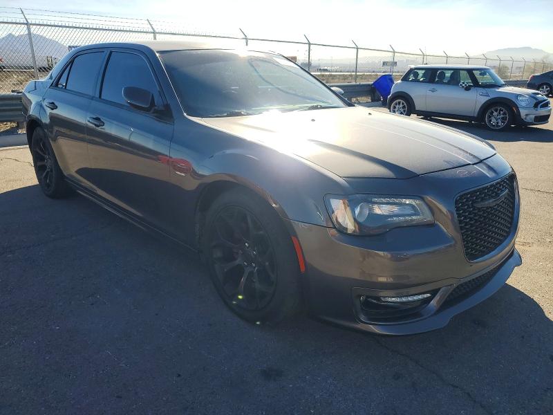 2018 Chrysler 300 მანქანა იყიდება აუქციონზე, vin: 2C3CCABTXJH120441, აუქციონის ნომერი: 72947145