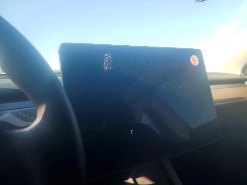 2025 Tesla Model Y მანქანა იყიდება აუქციონზე, vin: 7SAYGDED8SF266858, აუქციონის ნომერი: 99578515