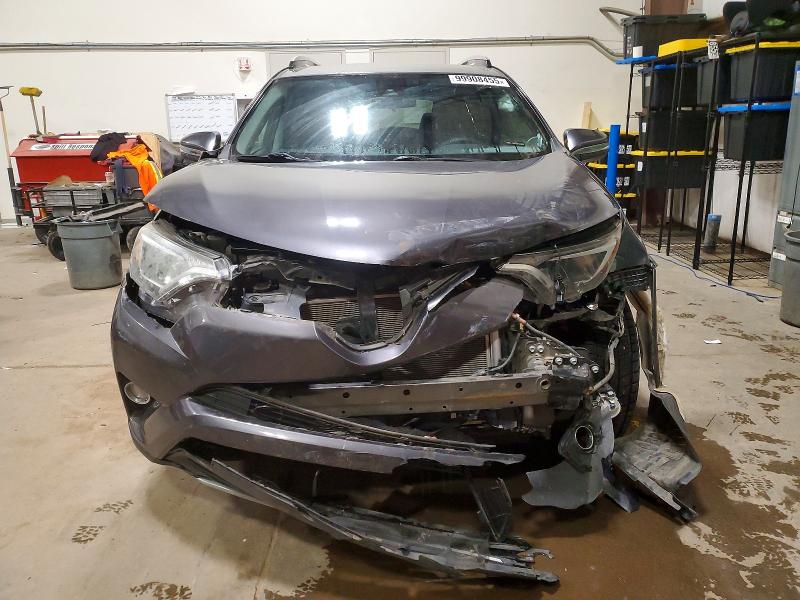 Продаж на аукціоні авто 2017 Toyota Rav4, vin: 2T3RFREV8HW609696, номер лоту: 99908455
