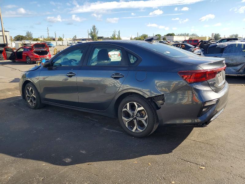 2020 Kia Forte მანქანა იყიდება აუქციონზე, vin: 3KPF24AD1LE169775, აუქციონის ნომერი: 72580635