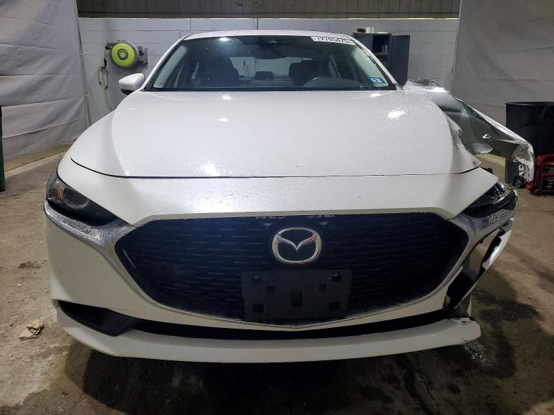 72765475 :رقم المزاد ، 3MZBPADL8KM105980 vin ، 2019 Mazda 3 مزاد بيع