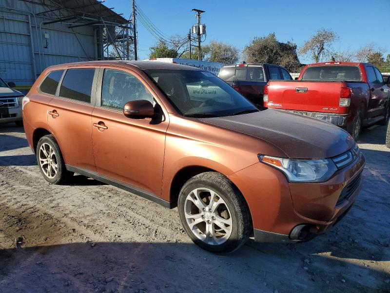 Продаж на аукціоні авто 2014 Mitsubishi Outlander, vin: JA4AZ3A34EZ005316, номер лоту: 73324245