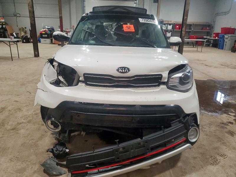 2017 Kia Soul მანქანა იყიდება აუქციონზე, vin: KNDJX3AA8H7465802, აუქციონის ნომერი: 73582415