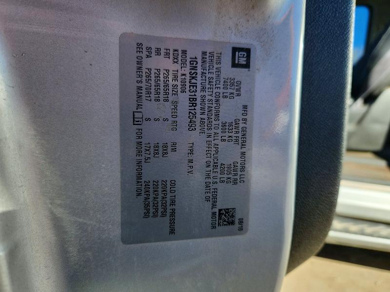 2011 Chevrolet Suburban მანქანა იყიდება აუქციონზე, vin: 1GNSKJE31BR125493, აუქციონის ნომერი: 73668245