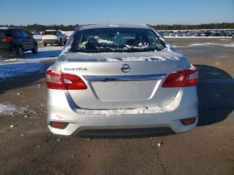 Продажа на аукционе авто 2019 Nissan Sentra, vin: 3N1AB7AP2KY235594, номер лота: 75243115