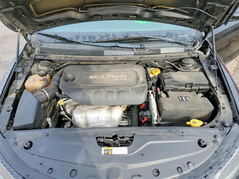 72848555 :رقم المزاد ، 1C3CCCBB4GN120079 vin ، 2016 Chrysler 200 مزاد بيع