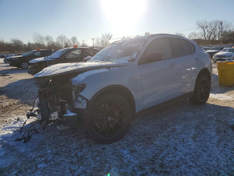 Продажа на аукционе авто 2020 Alfa Romeo Stelvio, vin: ZASPAKAN7L7C90712, номер лота: 74549735