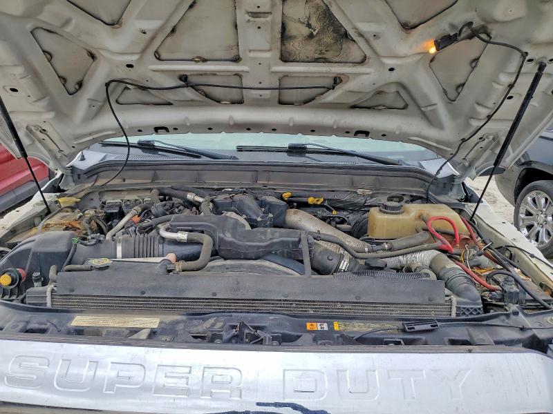 72833625 :رقم المزاد ، 1FT8W3BT8EEA32733 vin ، 2014 Ford F350 مزاد بيع
