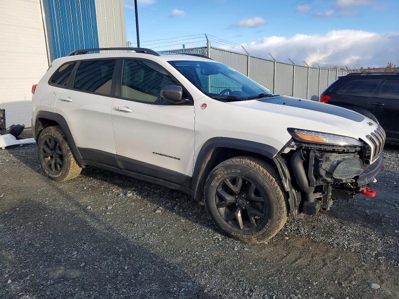 72352205 :رقم المزاد ، 1C4PJMBXXJD517474 vin ، 2018 Jeep Cherokee مزاد بيع