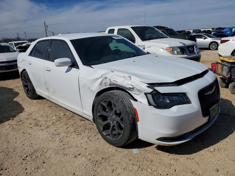 Aukcja sprzedaży 2019 Chrysler 300, vin: 2C3CCABG2KH533636, numer aukcji: 74635525