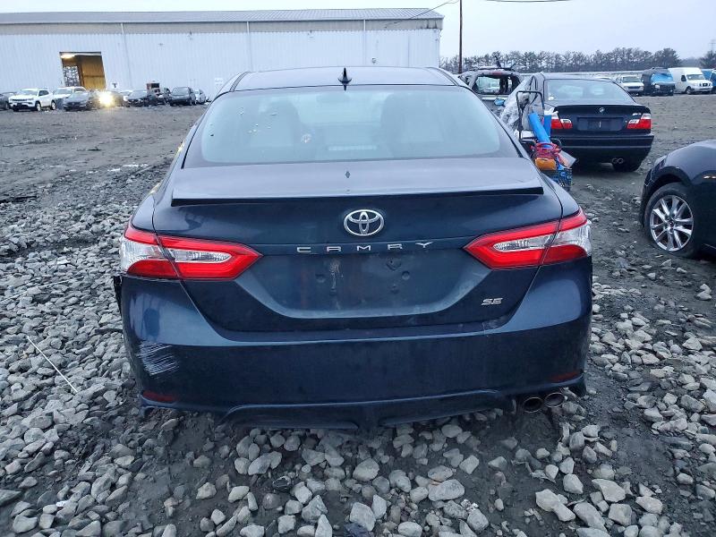 2020 Toyota Camry მანქანა იყიდება აუქციონზე, vin: 4T1G11AK9LU877631, აუქციონის ნომერი: 99421445