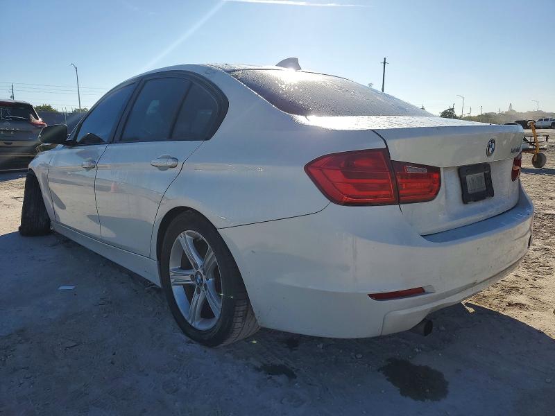98490425 :رقم المزاد ، WBA3B1G56ENT01099 vin ، 2014 Bmw 320 مزاد بيع