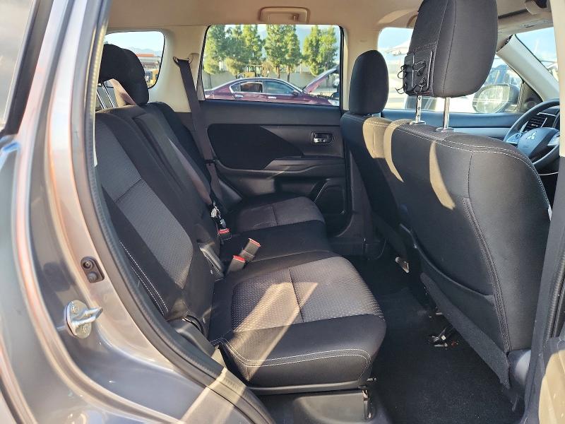 Продаж на аукціоні авто 2018 Mitsubishi Outlander, vin: JA4AD2A33JZ052761, номер лоту: 96675605