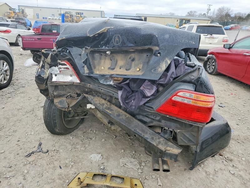 2000 Acura 3.5rl მანქანა იყიდება აუქციონზე, vin: JH4KA9655YC011002, აუქციონის ნომერი: 73284705
