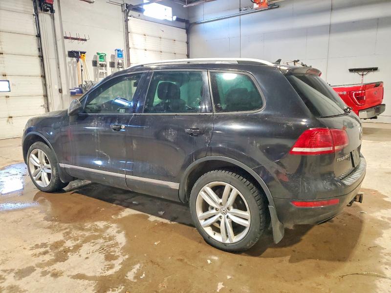 98557845 :رقم المزاد ، WVGEP9BP5DD010713 vin ، 2013 Volkswagen Touareg V6 مزاد بيع