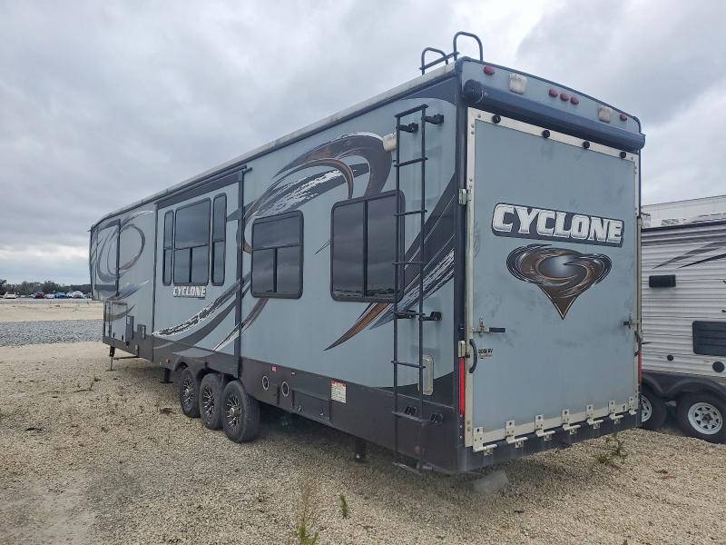 Продаж на аукціоні авто 2015 Heart Land Cyclone, vin: 5SFCG4337FE290915, номер лоту: 72330175