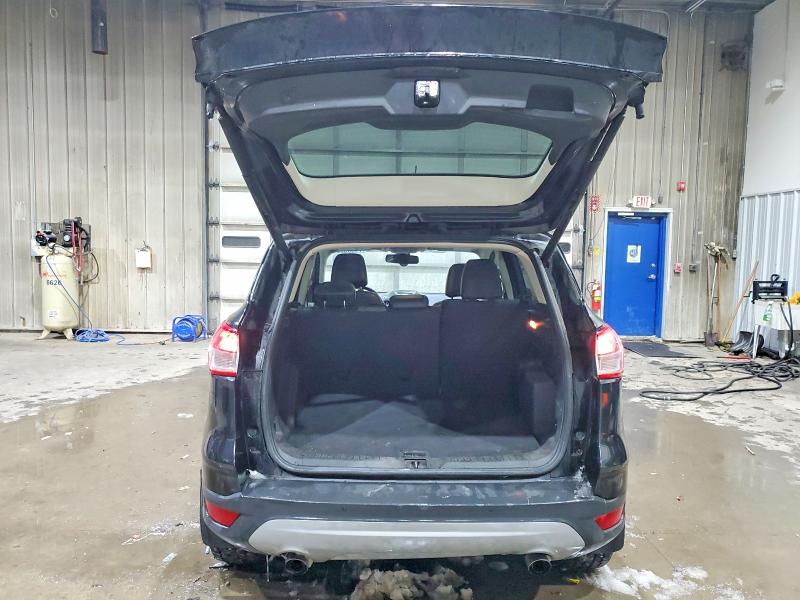 74808205 :رقم المزاد ، 1FMCU9JX5FUC18661 vin ، 2015 Ford Escape مزاد بيع