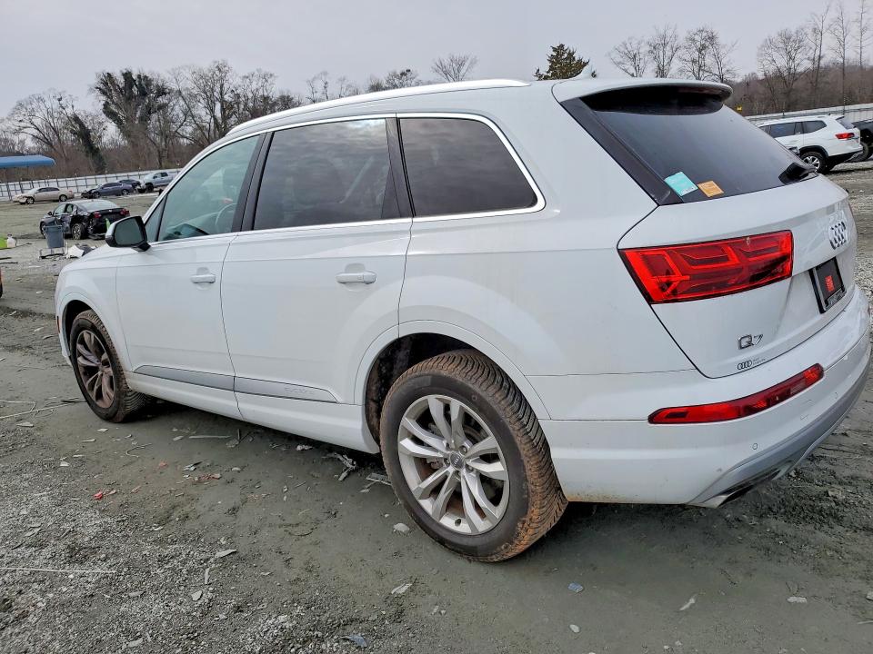 2018 Audi Q7 მანქანა იყიდება აუქციონზე, vin: WA1LAAF70JD003389, აუქციონის ნომერი: 75065795