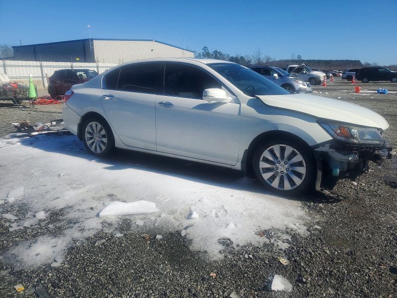 Продажа на аукционе авто 2015 Honda Accord, vin: 1HGCR2F82FA084189, номер лота: 74640105