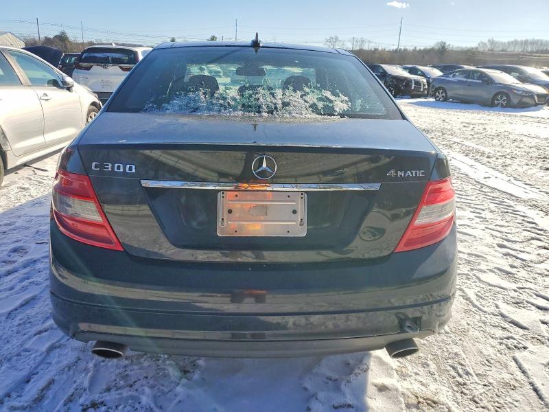 2011 Mercedes-benz C მანქანა იყიდება აუქციონზე, vin: WDDGF8BB8BR156205, აუქციონის ნომერი: 98895745