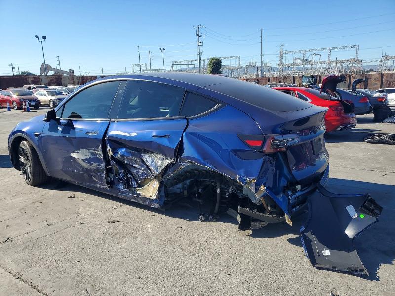 2024 Tesla Model Y მანქანა იყიდება აუქციონზე, vin: 7SAYGDEE1RF062924, აუქციონის ნომერი: 72892925