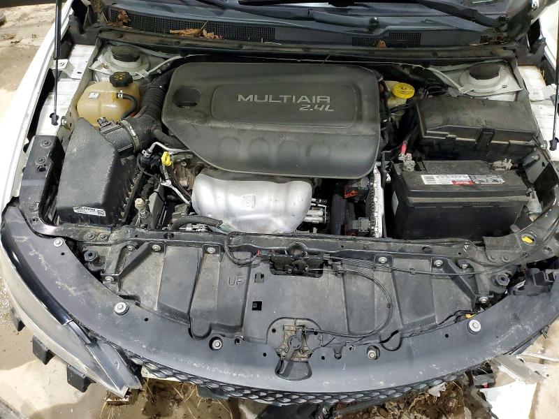 2015 Chrysler 200 მანქანა იყიდება აუქციონზე, vin: 1C3CCCBB1FN729094, აუქციონის ნომერი: 73164585