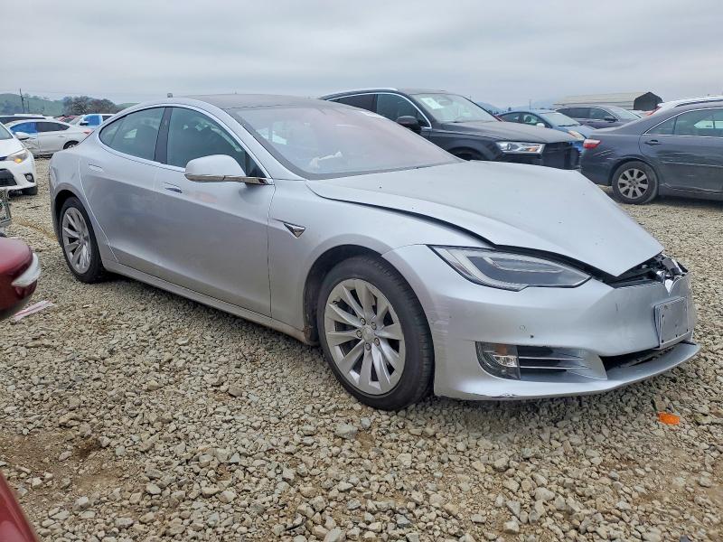 2017 Tesla Model S მანქანა იყიდება აუქციონზე, vin: 5YJSA1E2XHF230079, აუქციონის ნომერი: 74699555