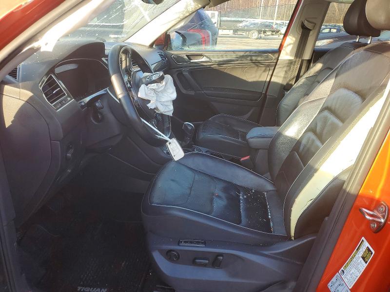 Продажа на аукционе авто 2018 Volkswagen Tiguan, vin: 3VV4B7AX4JM218880, номер лота: 72183165