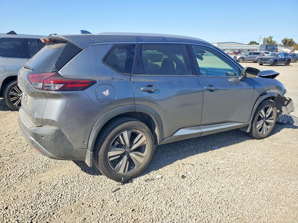 Продаж на аукціоні авто 2023 Nissan Rogue, vin: 5N1BT3CAXPC759670, номер лоту: 75605405