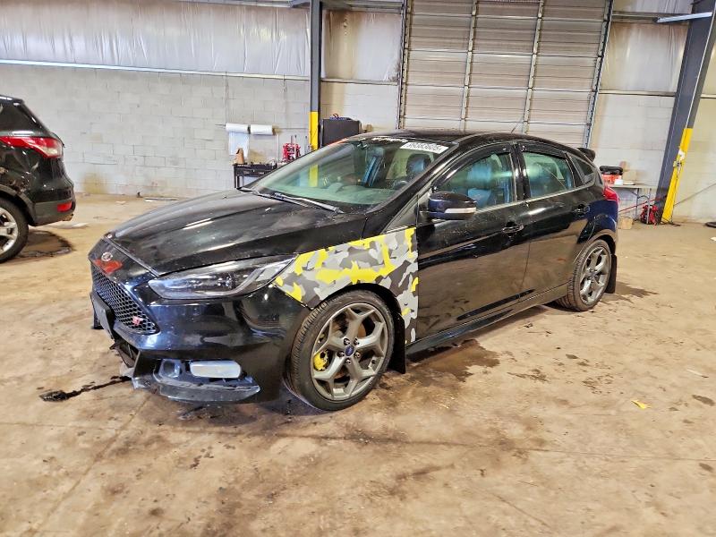 99383605 :رقم المزاد ، 1FADP3L9XGL255200 vin ، 2016 Ford Focus مزاد بيع