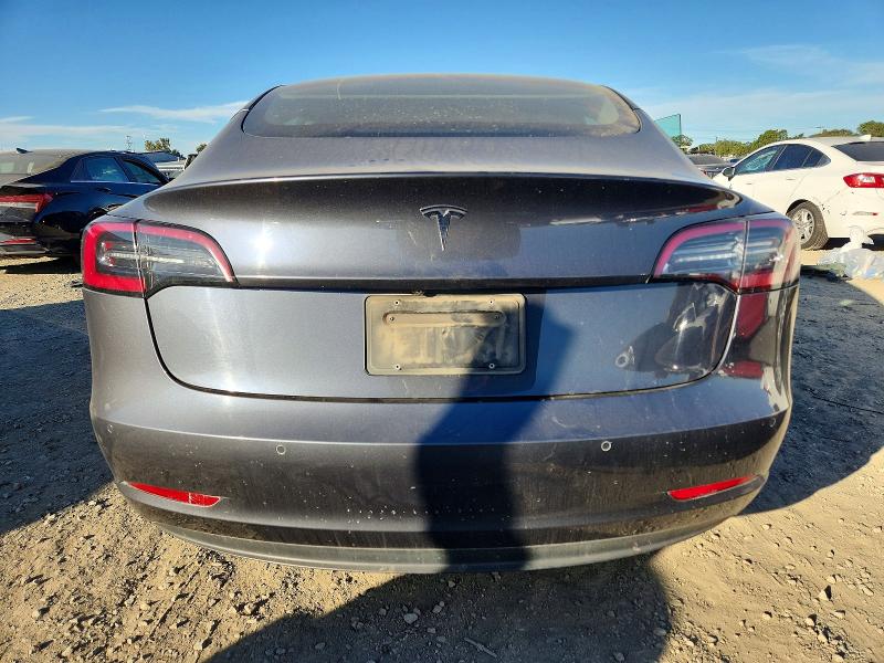 2022 Tesla Model 3 მანქანა იყიდება აუქციონზე, vin: 5YJ3E1EA9NF348426, აუქციონის ნომერი: 72779835