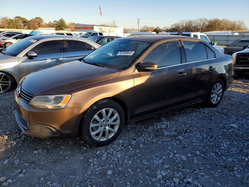 74762665 :رقم المزاد ، 3VWD07AJ9EM379664 vin ، 2014 Volkswagen Jetta مزاد بيع