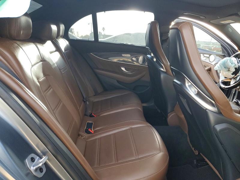 Продажа на аукционе авто 2019 Mercedes-benz E, vin: WDDZF8KB7KA572379, номер лота: 74150935