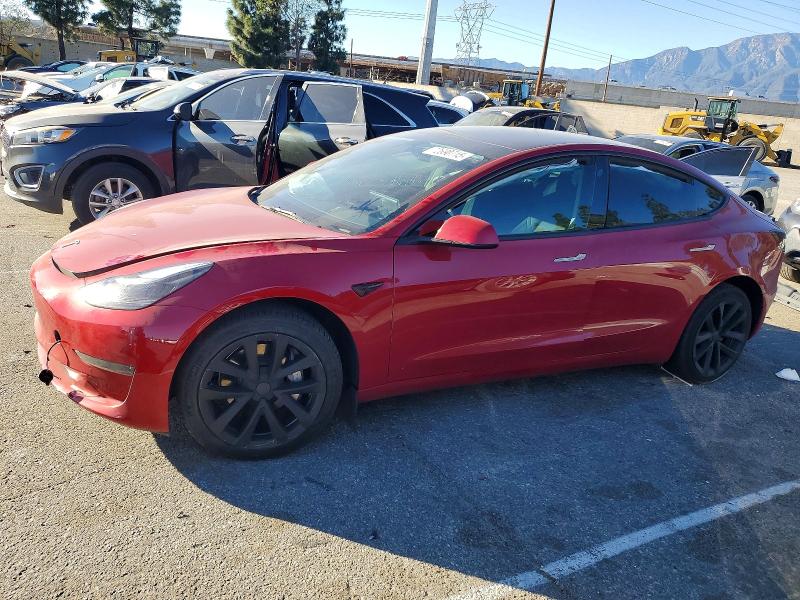 72690715 :رقم المزاد ، 5YJ3E1EA2NF362443 vin ، 2022 Tesla Model 3 مزاد بيع