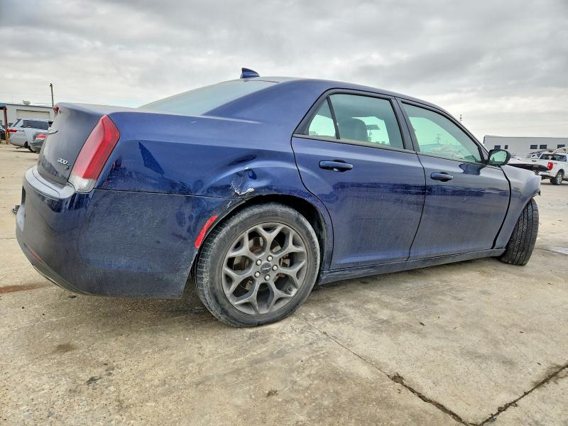 73955375 :رقم المزاد ، 2C3CCAGG8HH585998 vin ، 2017 Chrysler 300 مزاد بيع