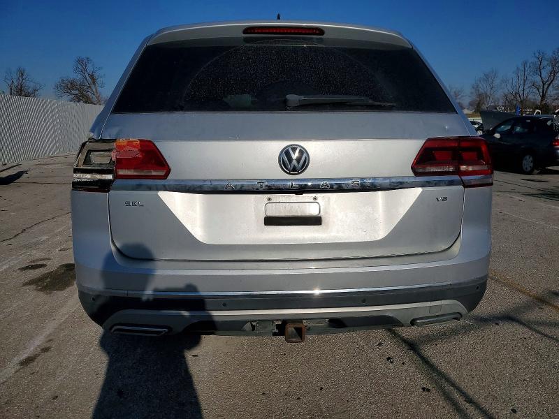 Продажа на аукционе авто 2018 Volkswagen Atlas, vin: 1V2ER2CAXJC521866, номер лота: 73919745