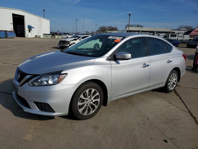 75006415 :رقم المزاد ، 3N1AB7AP0JY256846 vin ، 2018 Niss Sentra مزاد بيع