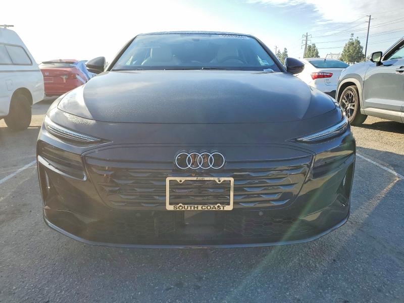 2025 Audi A6 E-tron მანქანა იყიდება აუქციონზე, vin: WAU2DAGH1SA019343, აუქციონის ნომერი: 99483665