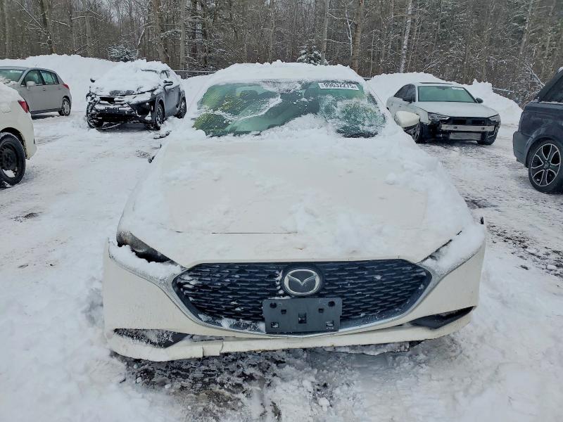 Продажа на аукционе авто 2019 Mazda 3 Preferre, vin: JM1BPBCM5K1125877, номер лота: 99632275