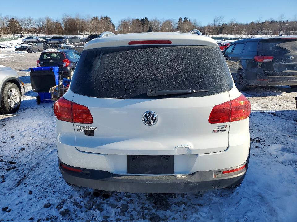 2017 Volkswagen Tiguan მანქანა იყიდება აუქციონზე, vin: WVGWV7AX5HW503818, აუქციონის ნომერი: 74754045