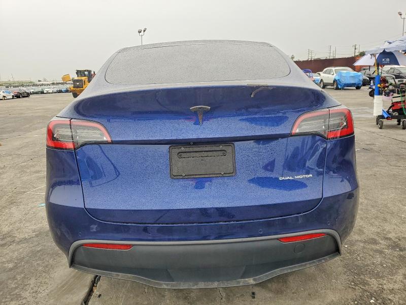 98914265 :رقم المزاد ، 5YJYGDEE1MF070530 vin ، 2021 Tesla Model Y مزاد بيع