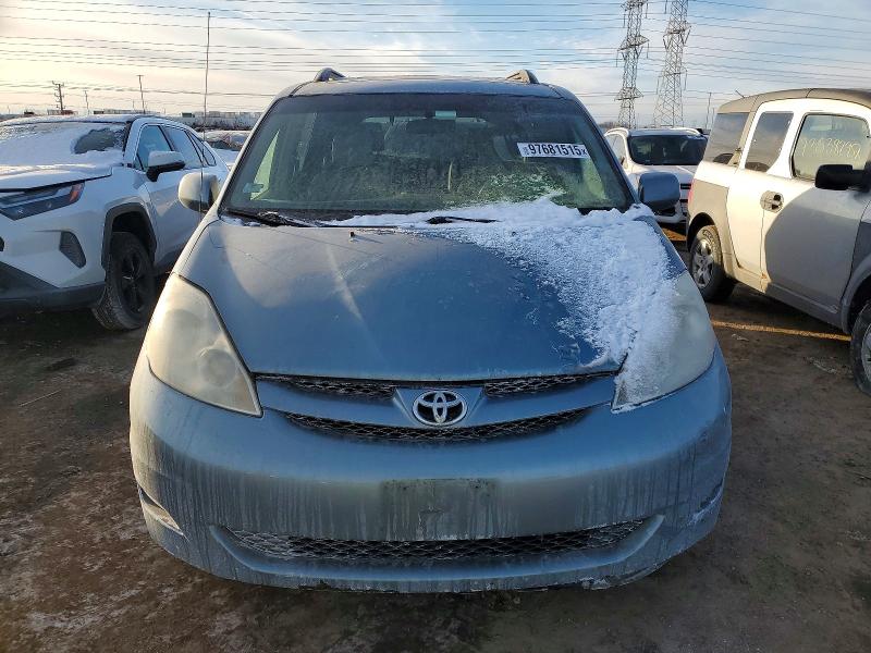 Продажа на аукционе авто 2008 Toyota Sienna, vin: 5TDZK22C88S218037, номер лота: 97681515