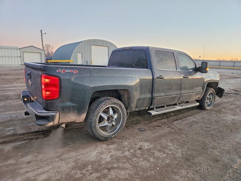 2017 Chevrolet Silverado მანქანა იყიდება აუქციონზე, vin: 3GCUKREC8HG413665, აუქციონის ნომერი: 98363525