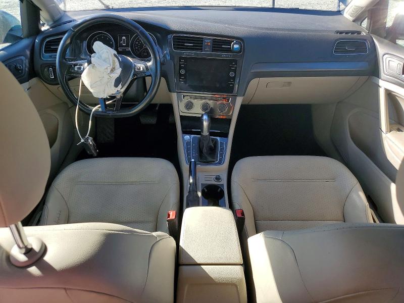 Продаж на аукціоні авто 2018 Volkswagen Golf, vin: 3VWG17AU4JM263173, номер лоту: 98692335
