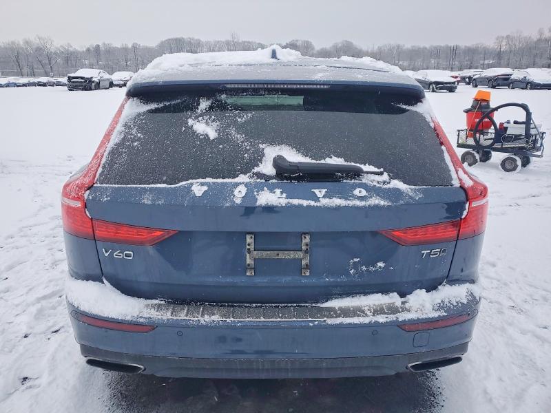 Продаж на аукціоні авто 2022 Volvo V60 Cross Country, vin: YV4102WK7N1088245, номер лоту: 73227575