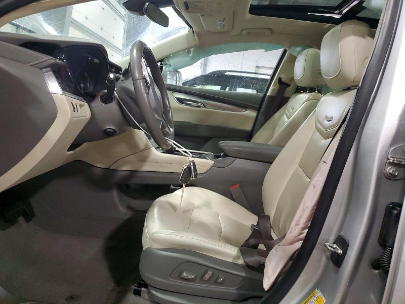 2020 Cadillac Xt5 მანქანა იყიდება აუქციონზე, vin: 1GYKNCRS0LZ187136, აუქციონის ნომერი: 73029785