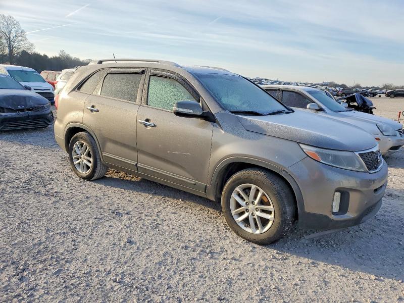 2014 Kia Sorento მანქანა იყიდება აუქციონზე, vin: 5XYKT4A67EG492800, აუქციონის ნომერი: 73967475
