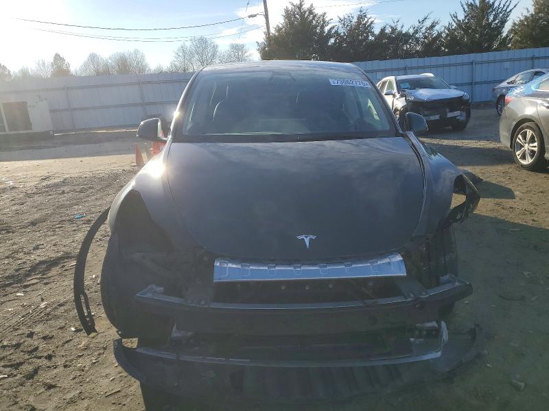 73062775 :رقم المزاد ، 7SAYGDEE8NF376032 vin ، 2022 Tesla Model Y مزاد بيع
